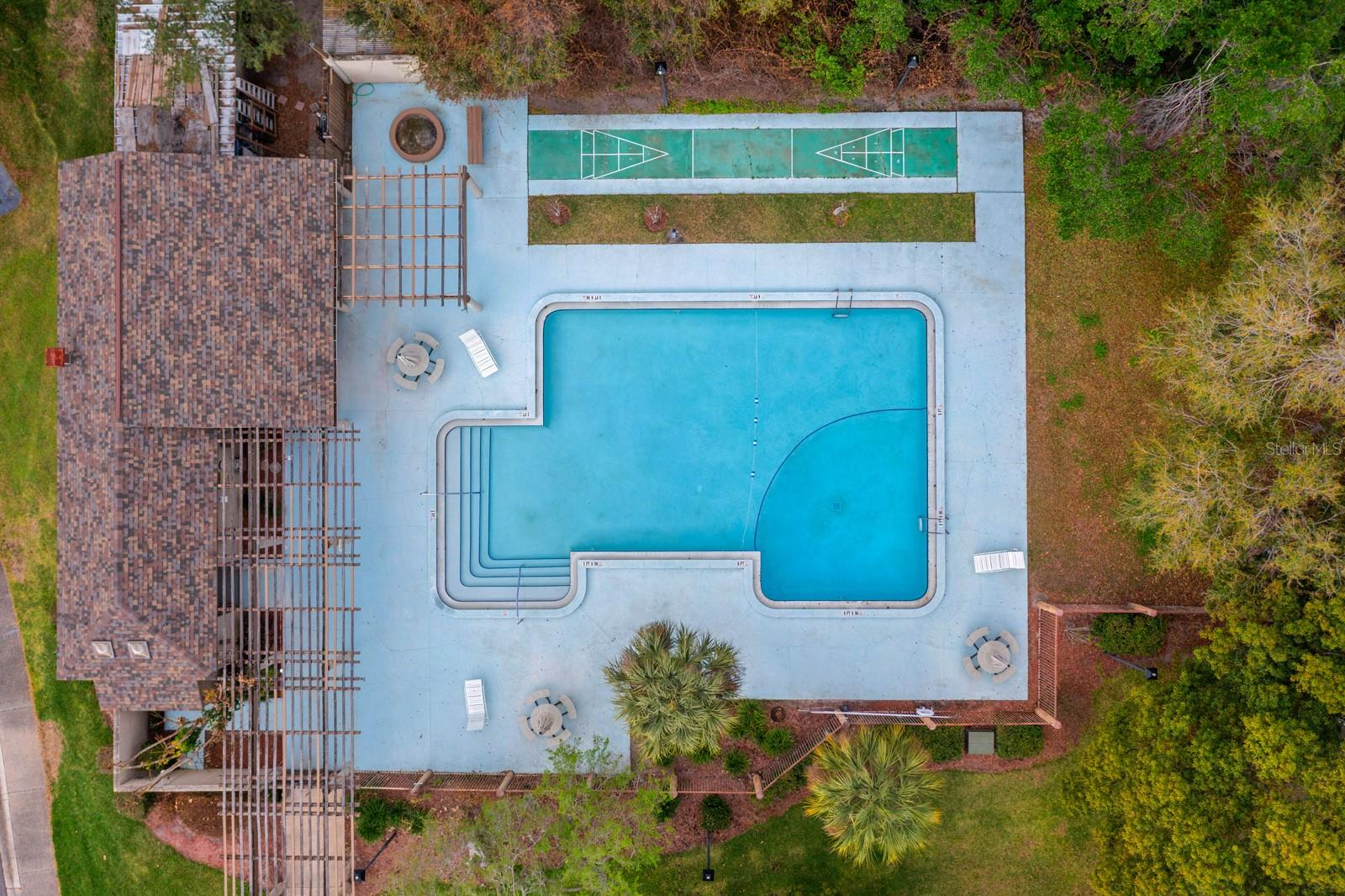 Listing photo id 21 for 3204 Elk Court