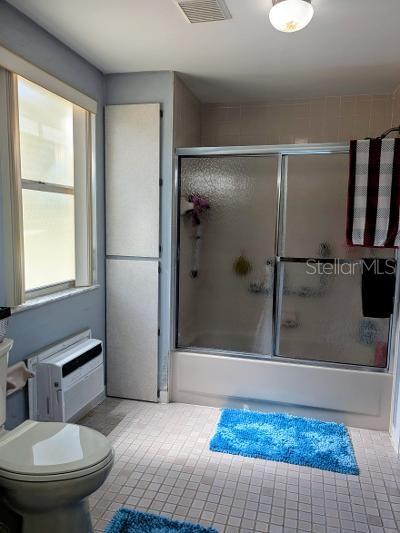 Image 21 of 37 For 7510 Pineapple Lane