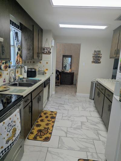 Image 34 of 37 For 7510 Pineapple Lane