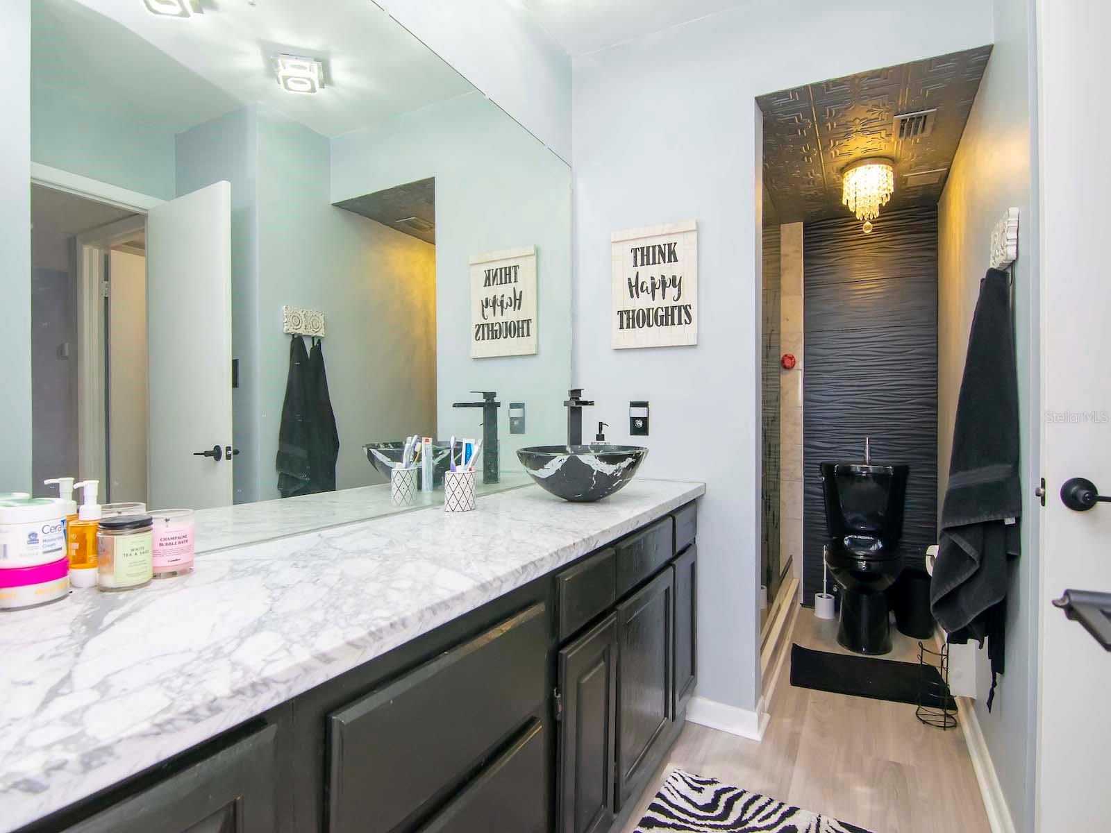 Listing photo id 20 for 2780 Riverside Drive 802