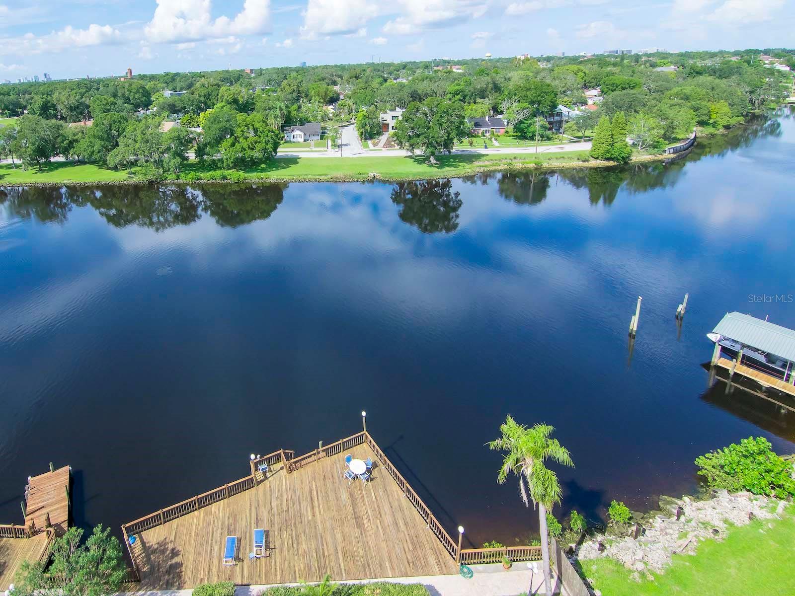 Listing photo id 26 for 2780 Riverside Drive 802