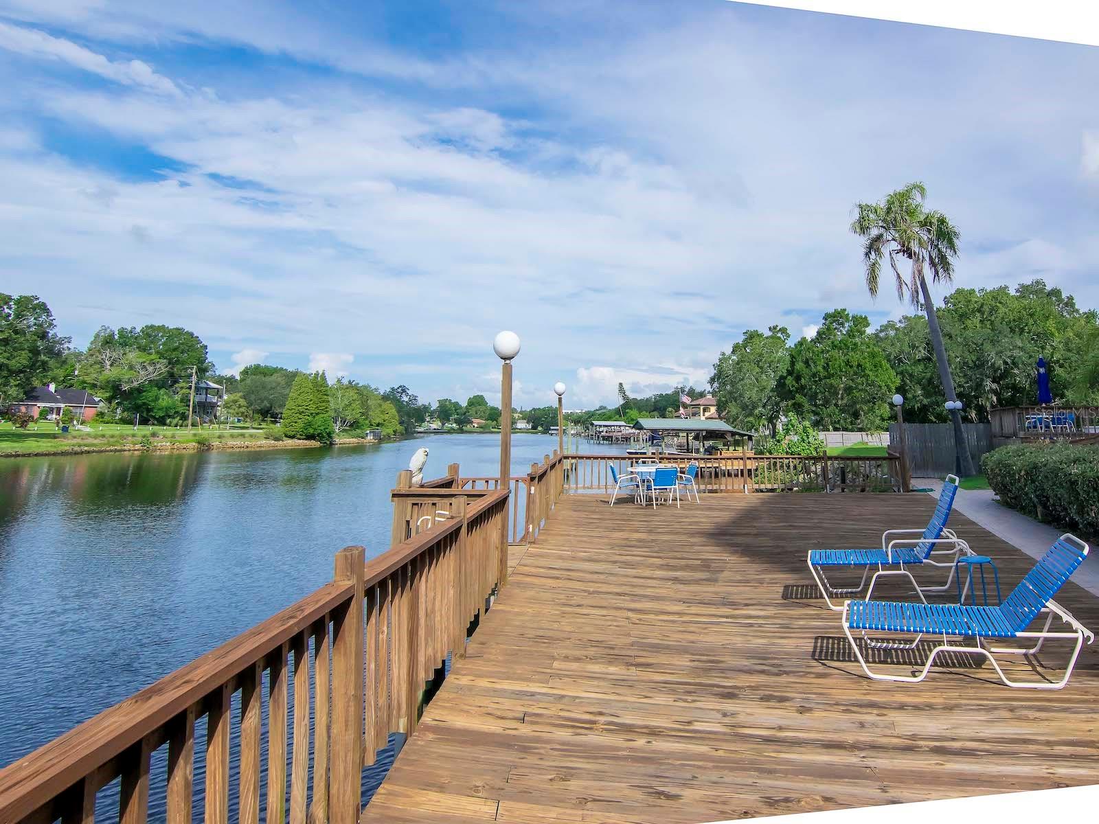 Listing photo id 33 for 2780 Riverside Drive 802