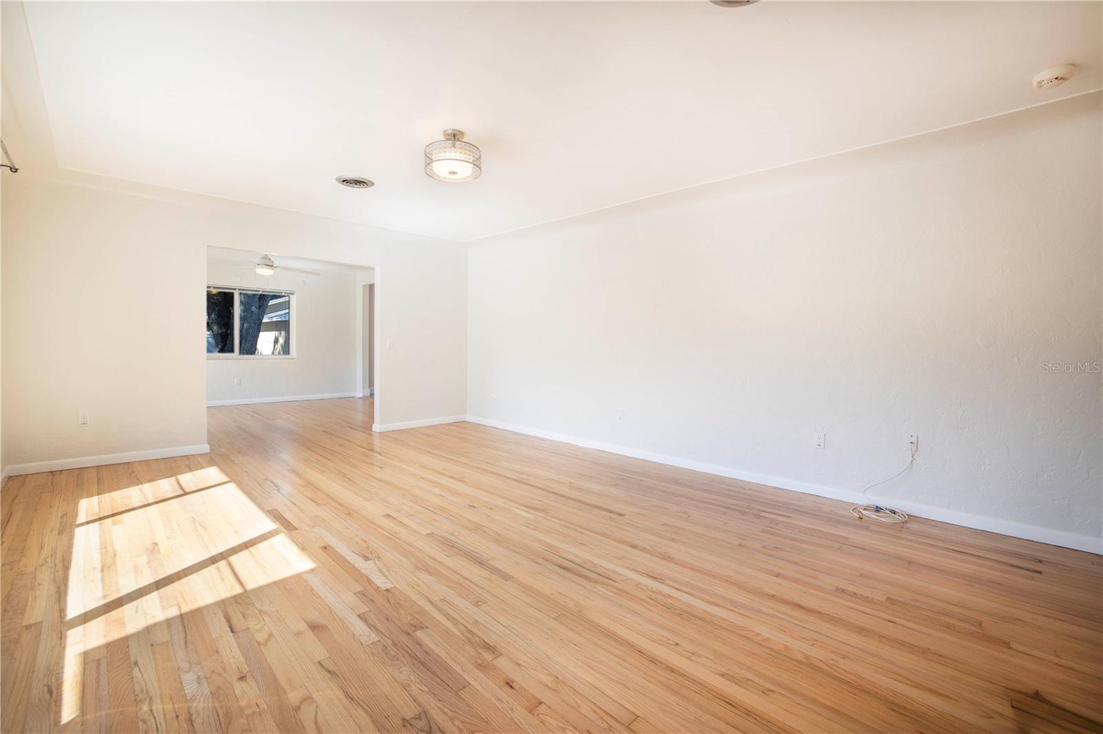 Image 27 of 27 For 877 42nd Avenue N