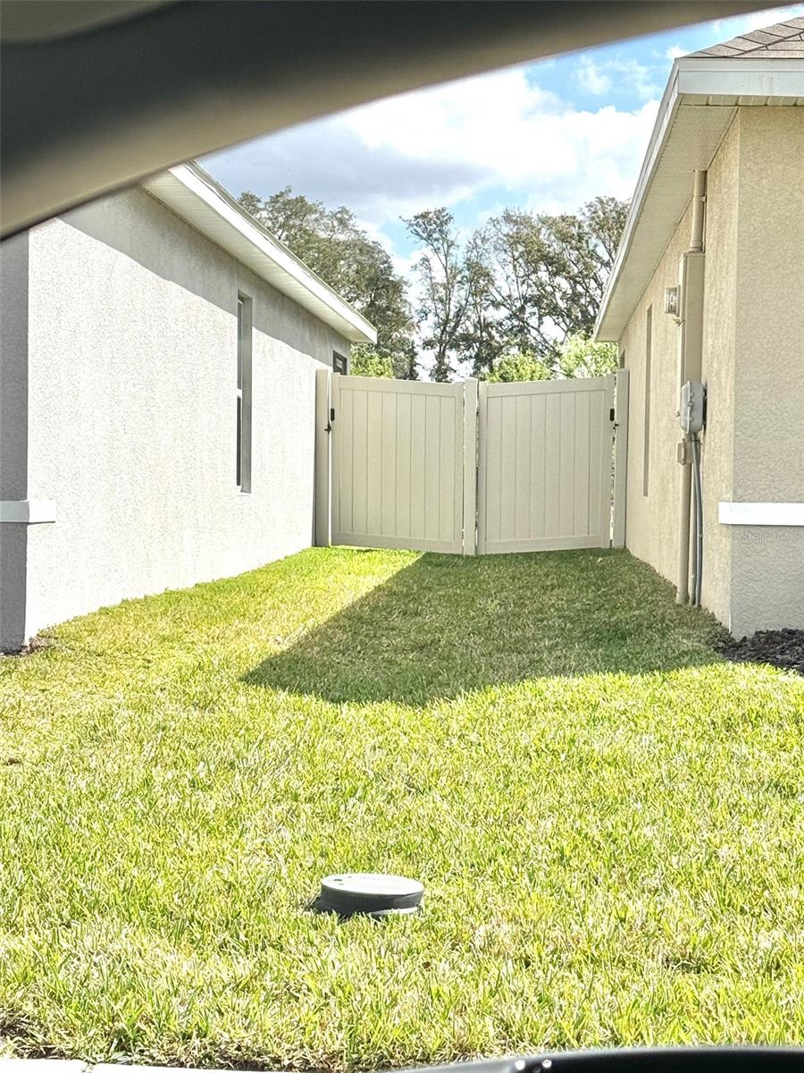 Image 42 of 43 For 13374 Mylion Way