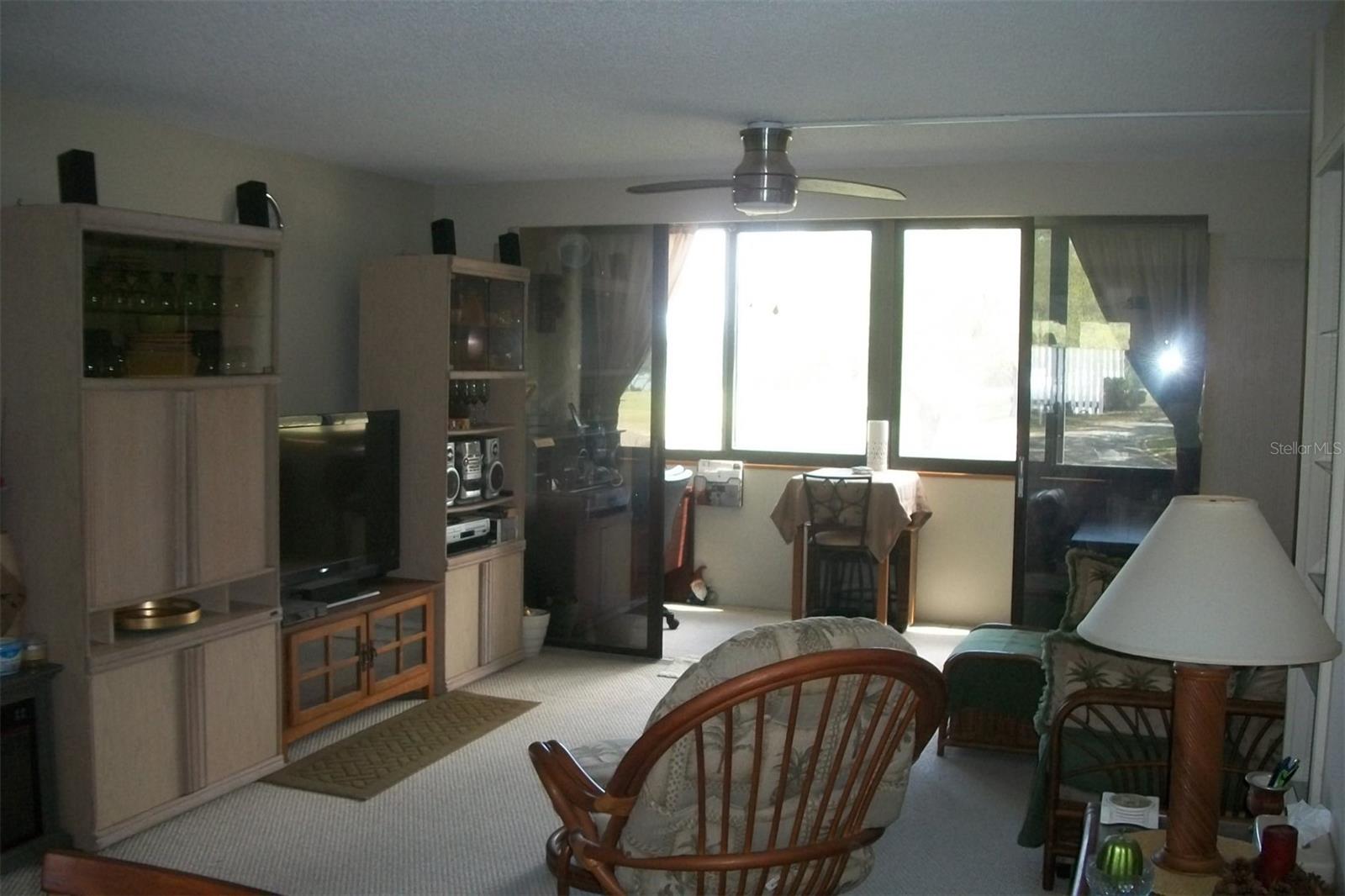 Image 8 of 36 For 2616 Cove Cay Drive 207