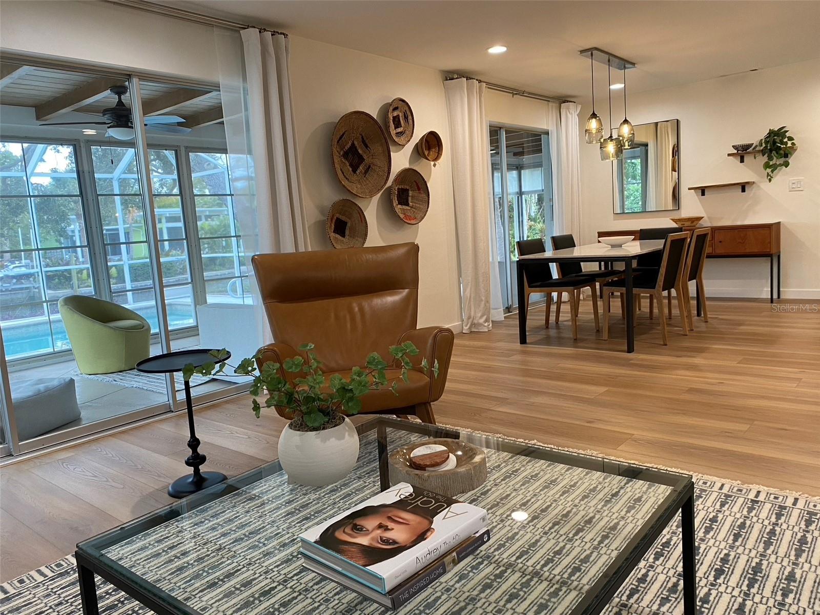 Image 13 of 25 For 814 Paradise Way