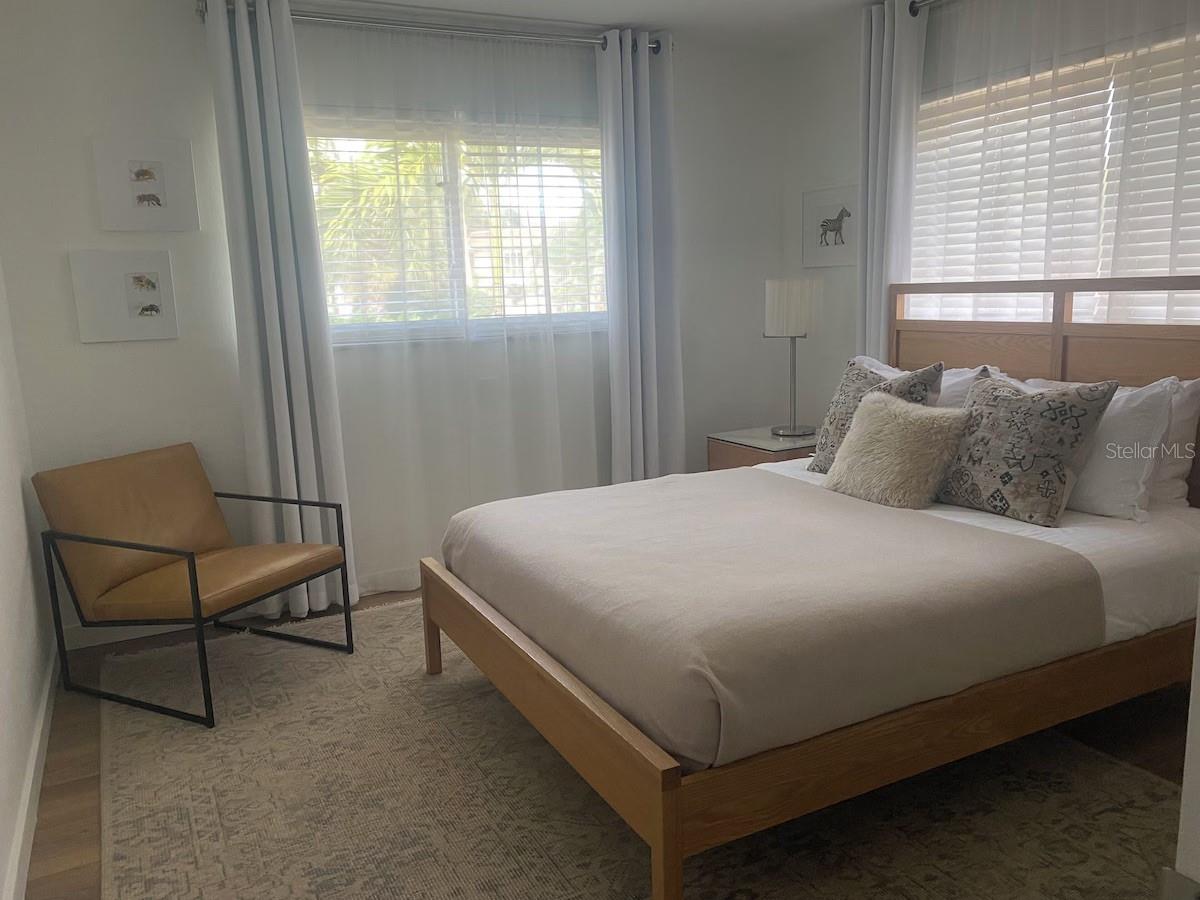 Image 22 of 25 For 814 Paradise Way