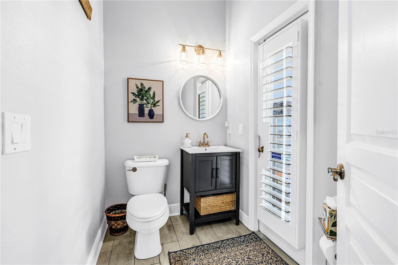 Listing photo id 26 for 5234 Brighton Shore Drive