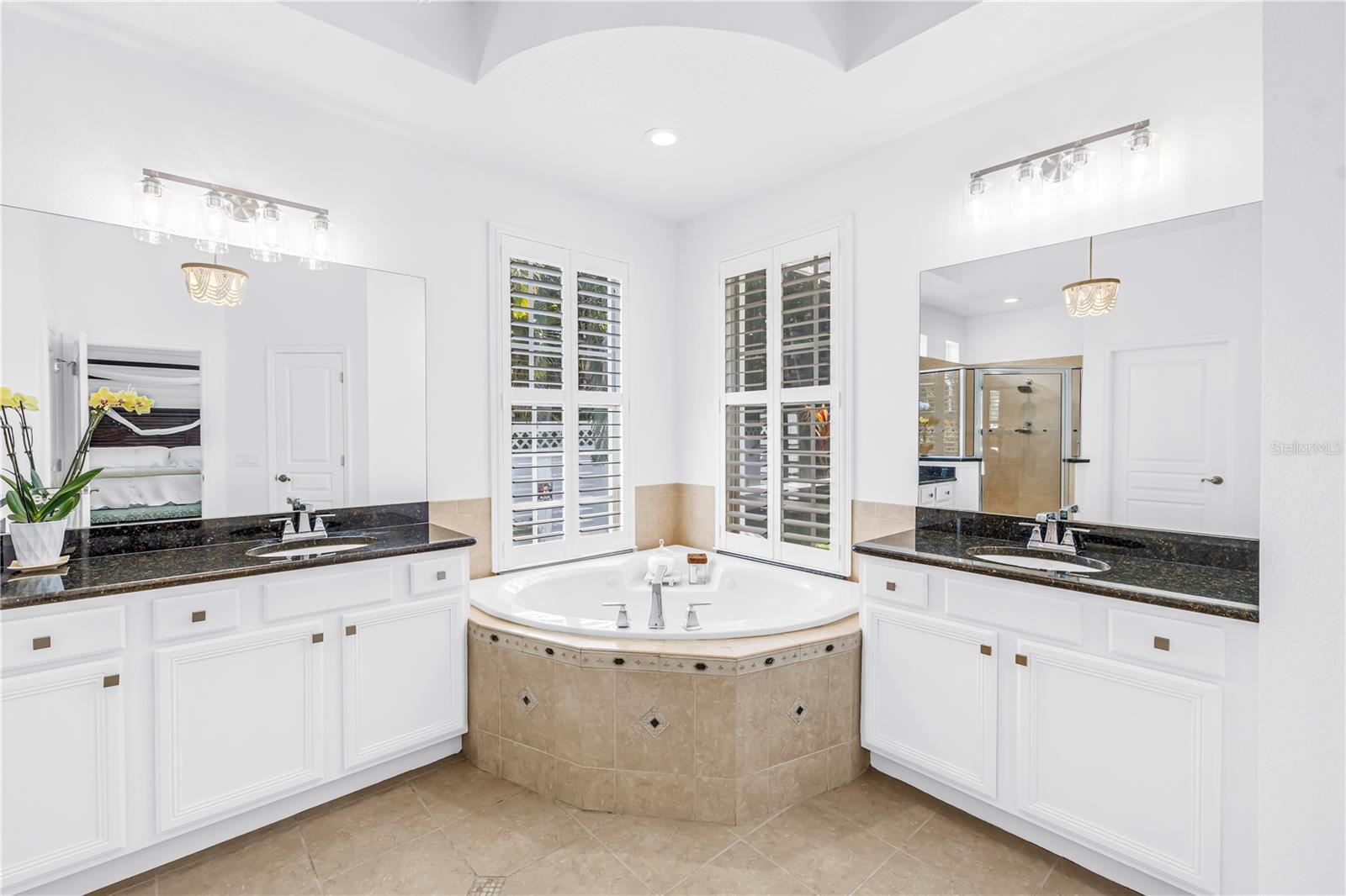 Listing photo id 31 for 5234 Brighton Shore Drive