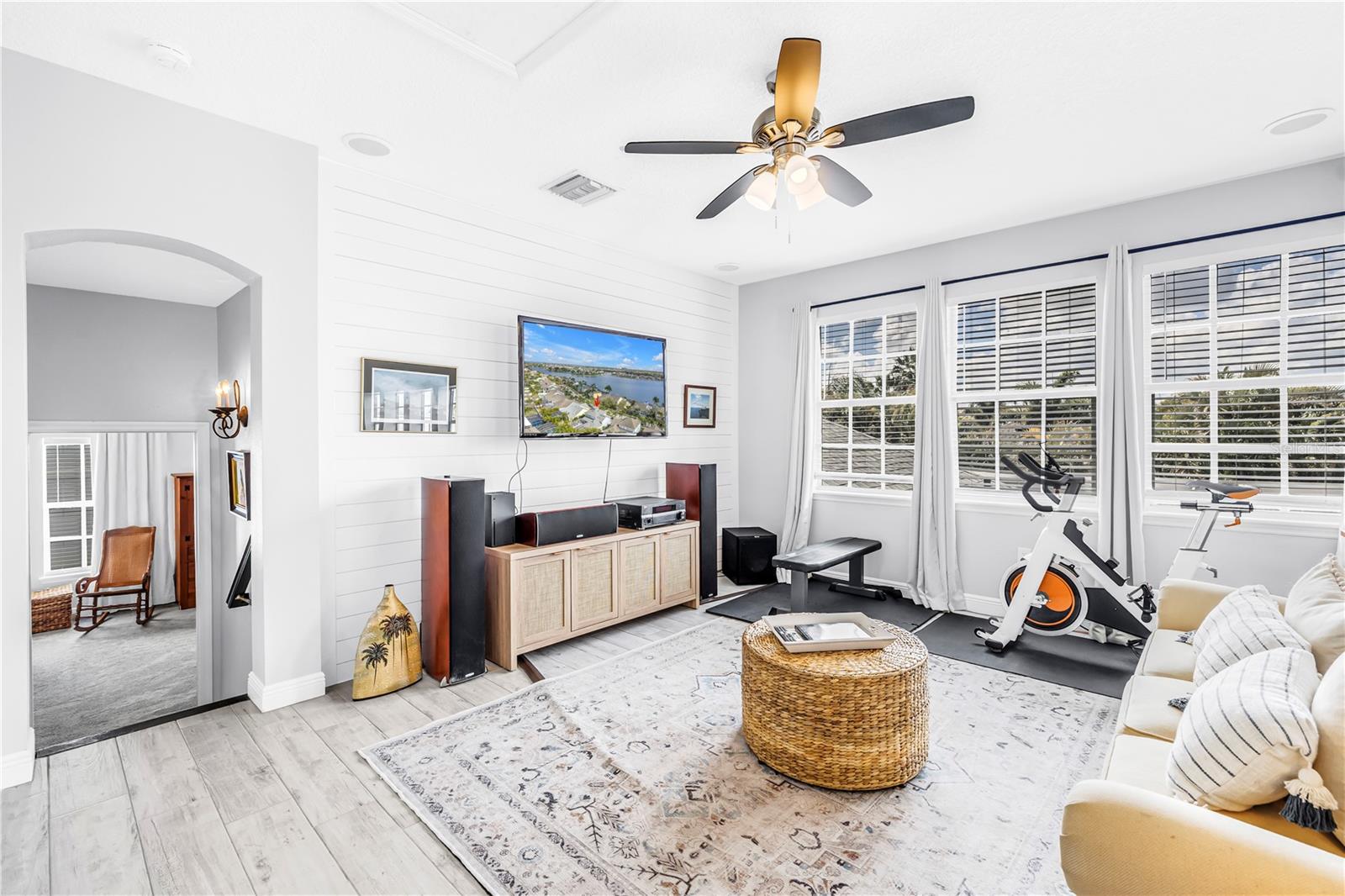 Listing photo id 39 for 5234 Brighton Shore Drive