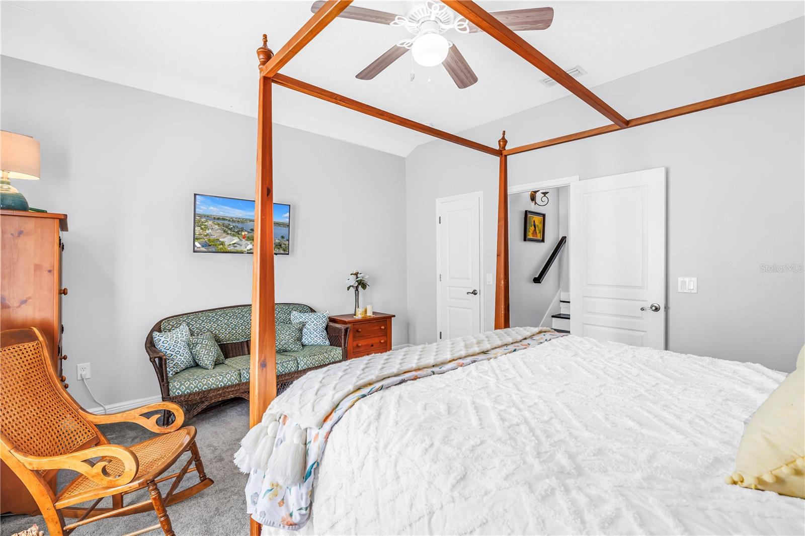 Listing photo id 41 for 5234 Brighton Shore Drive