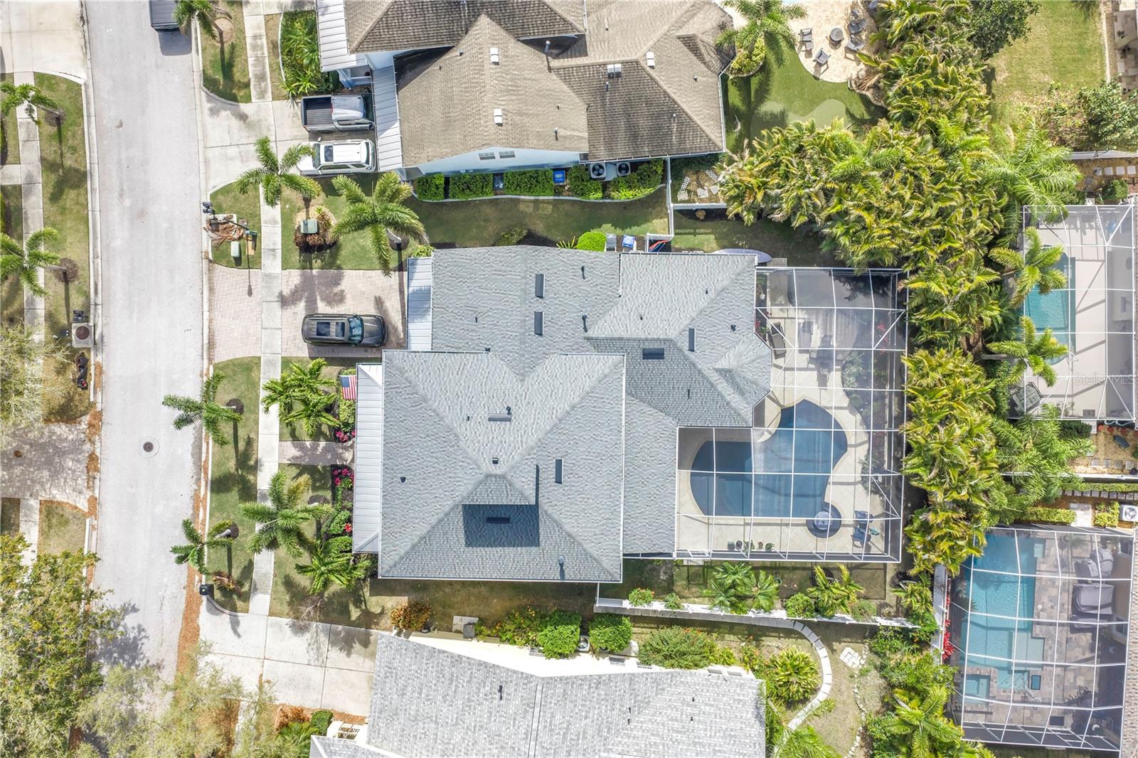 Listing photo id 4 for 5234 Brighton Shore Drive