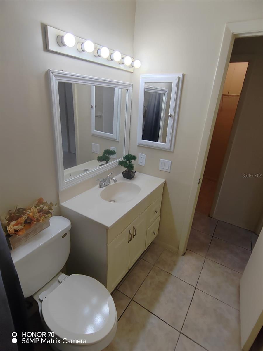 Image 21 of 27 For 1044 82nd Terrace N 1044c