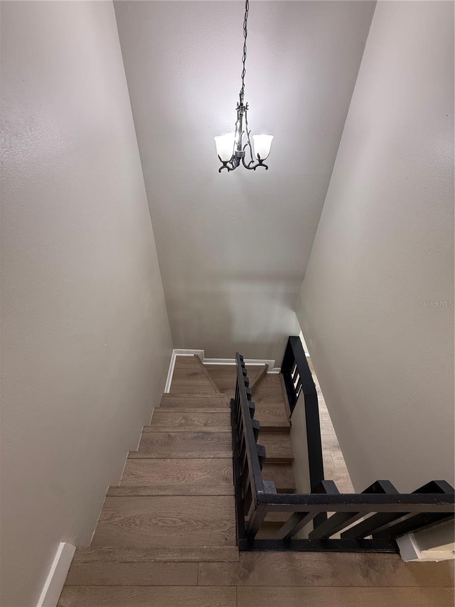 Image 10 of 11 For 3009 Manhattan Avenue B