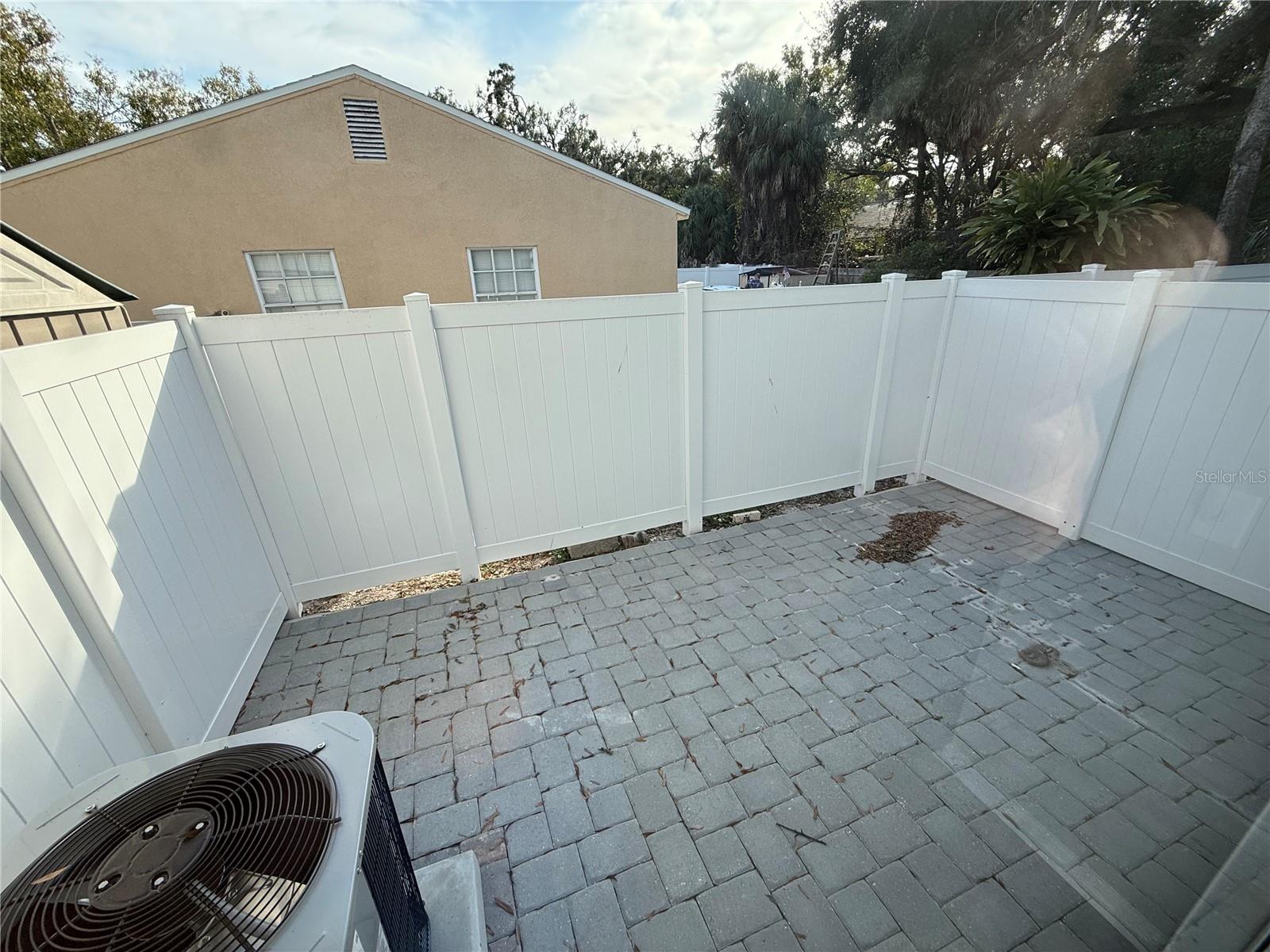 Image 11 of 11 For 3009 Manhattan Avenue B