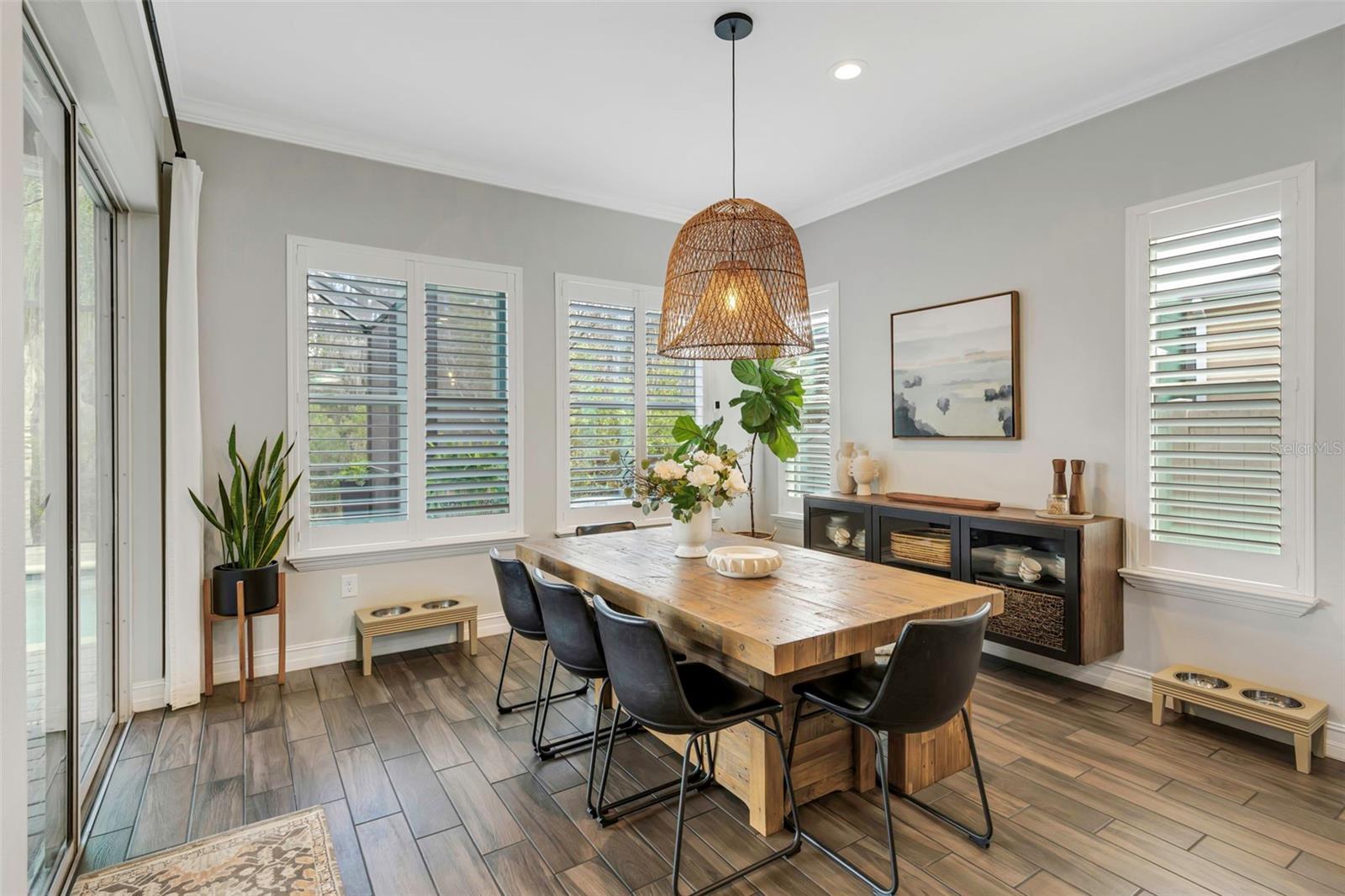 Listing photo id 18 for 29494 Picana Lane