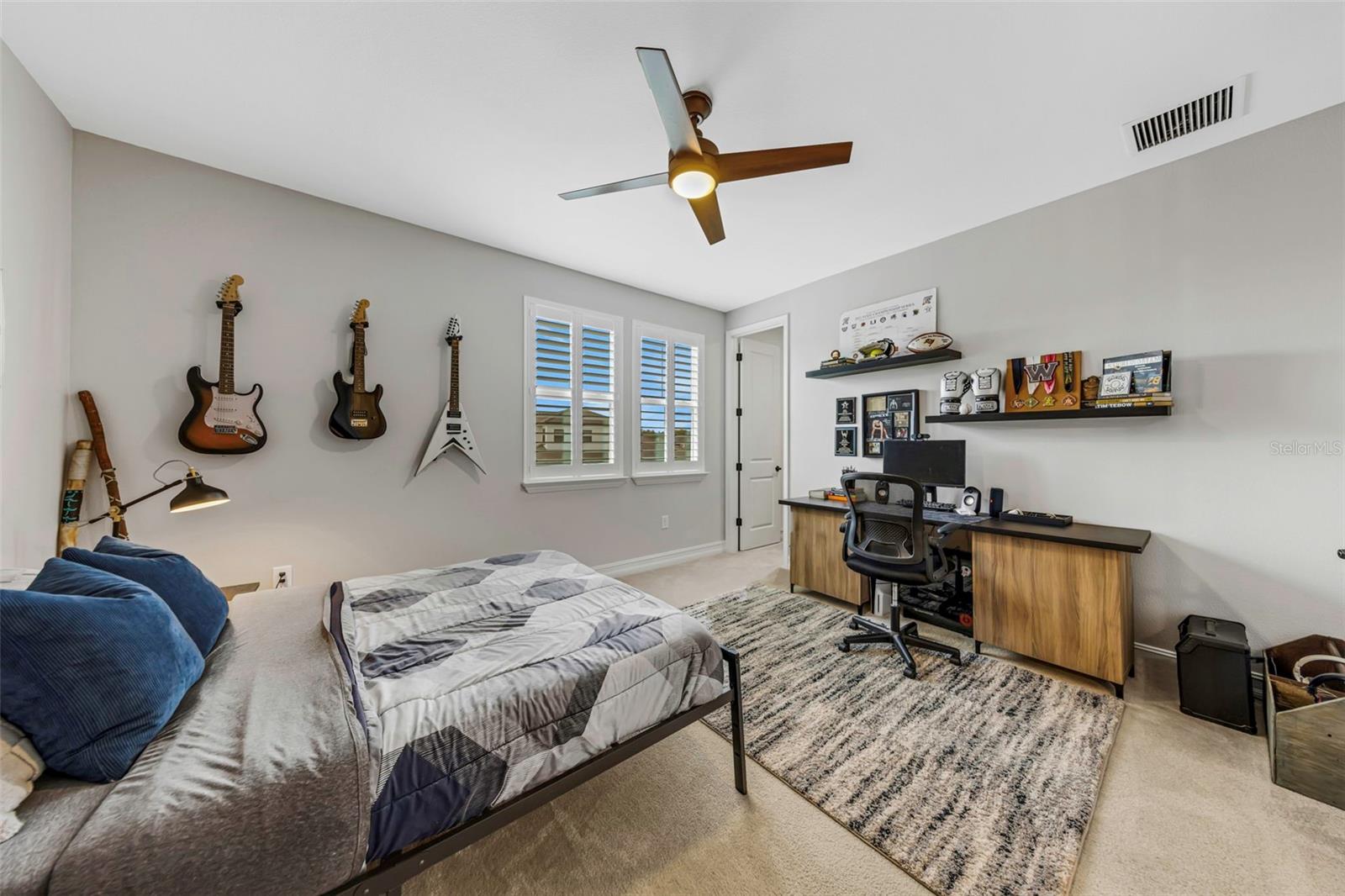 Listing photo id 34 for 29494 Picana Lane