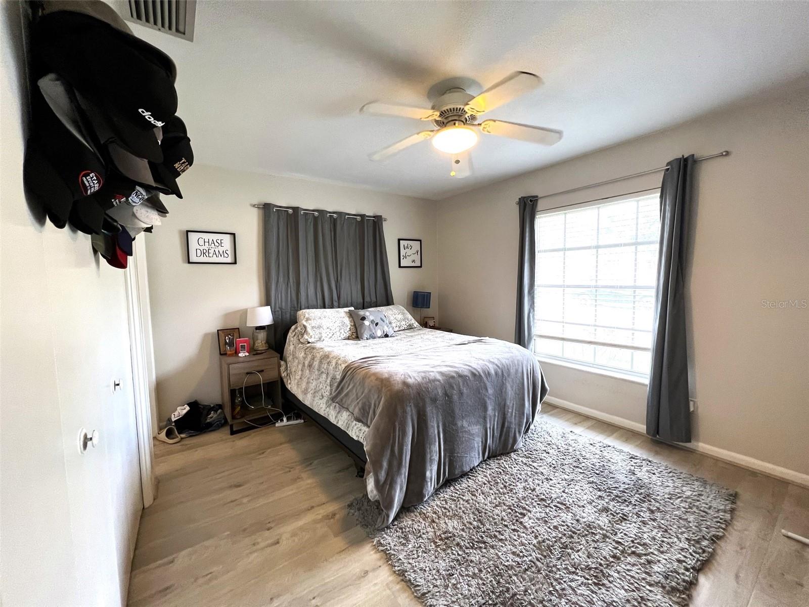 Image 10 of 19 For 1595 Idle Drive