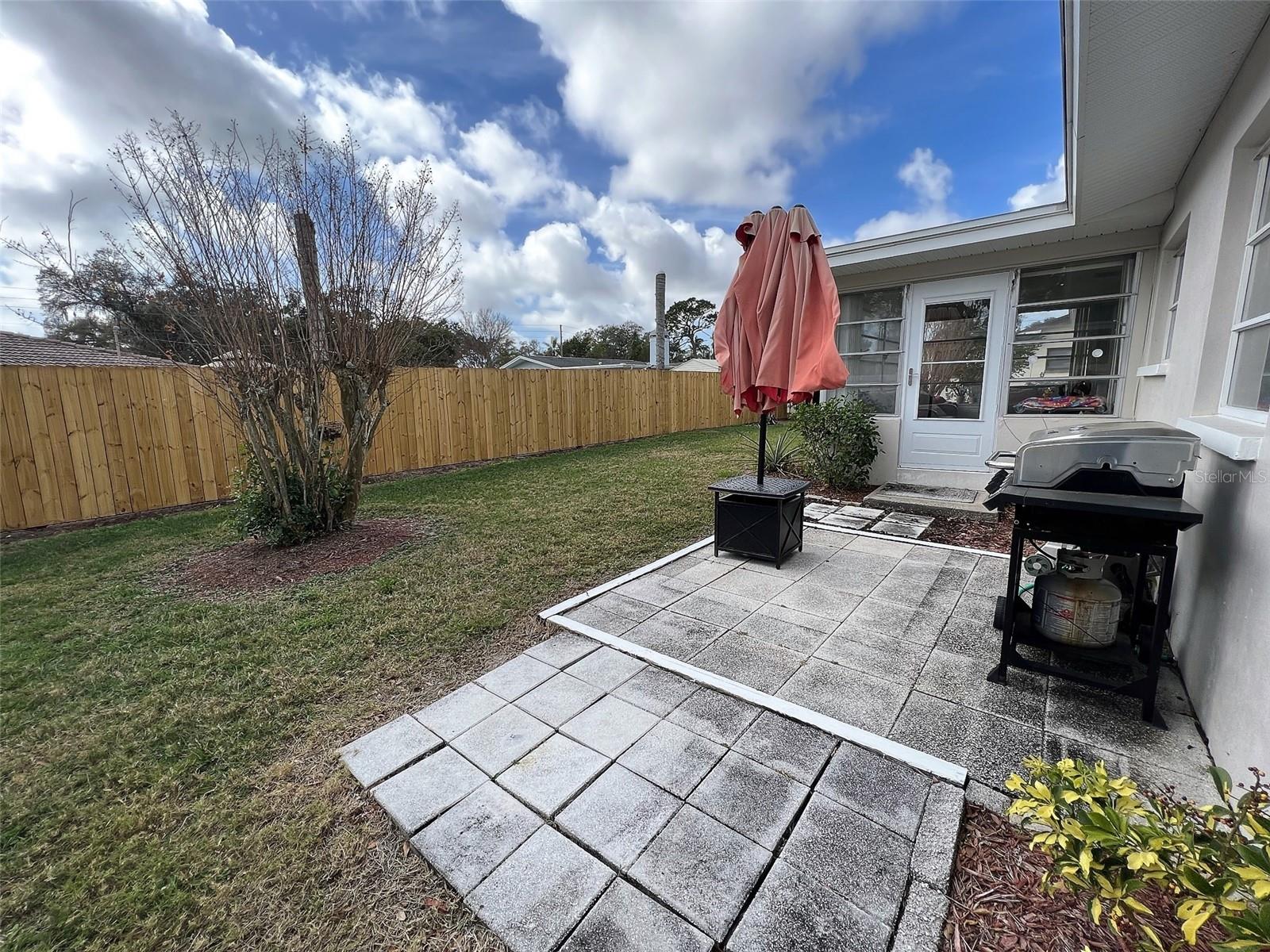 Image 19 of 19 For 1595 Idle Drive