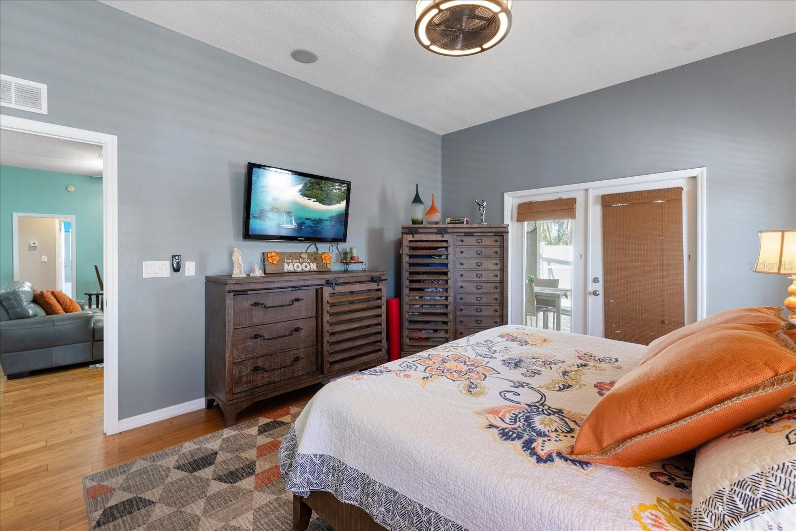 Image 15 of 32 For 5001 44th Avenue N