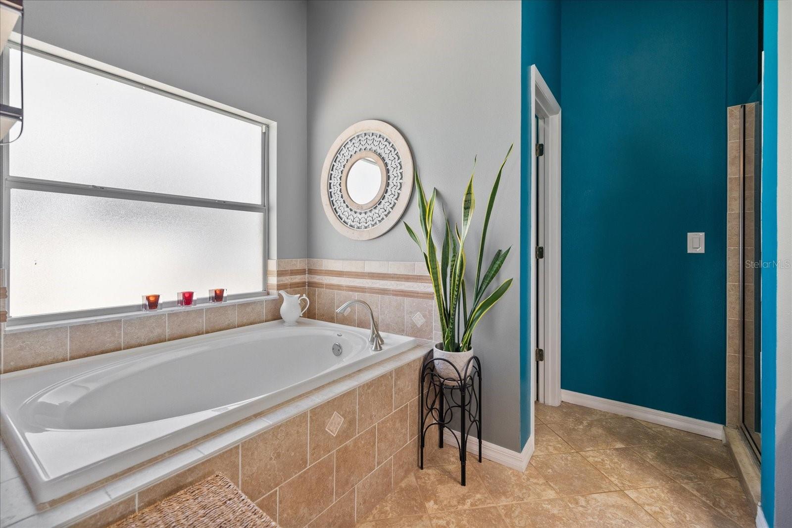 Image 19 of 32 For 5001 44th Avenue N