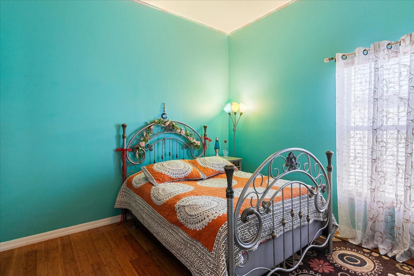 Image 20 of 32 For 5001 44th Avenue N