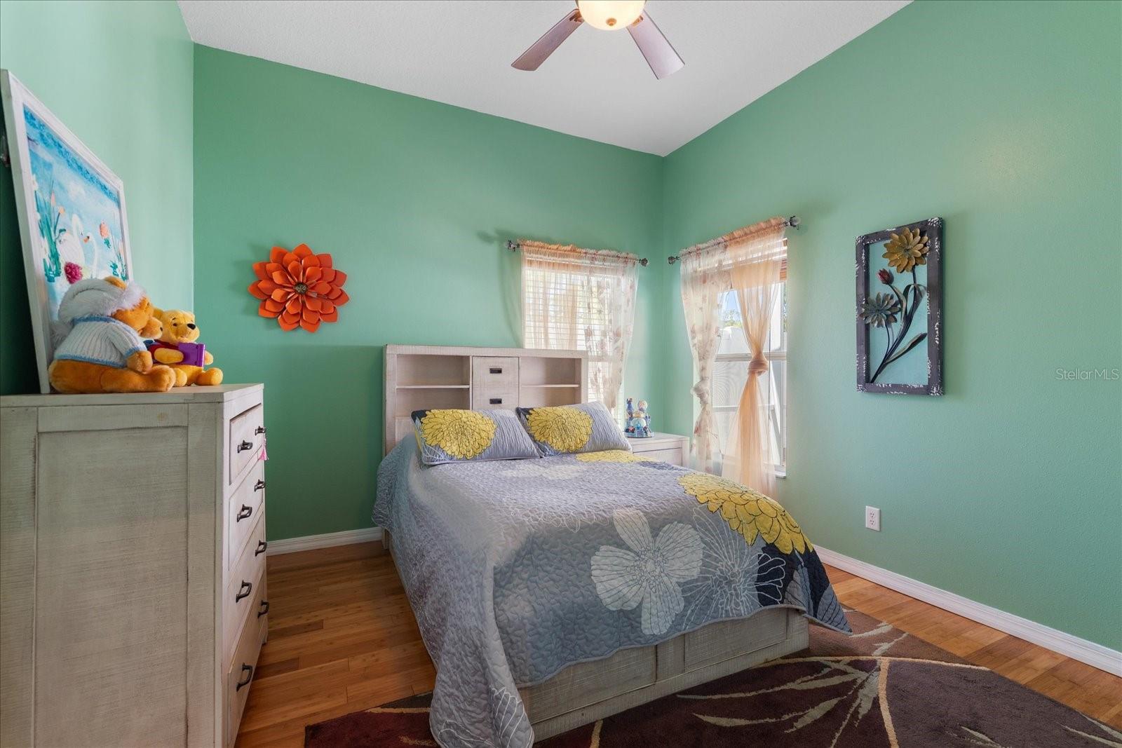 Image 24 of 32 For 5001 44th Avenue N