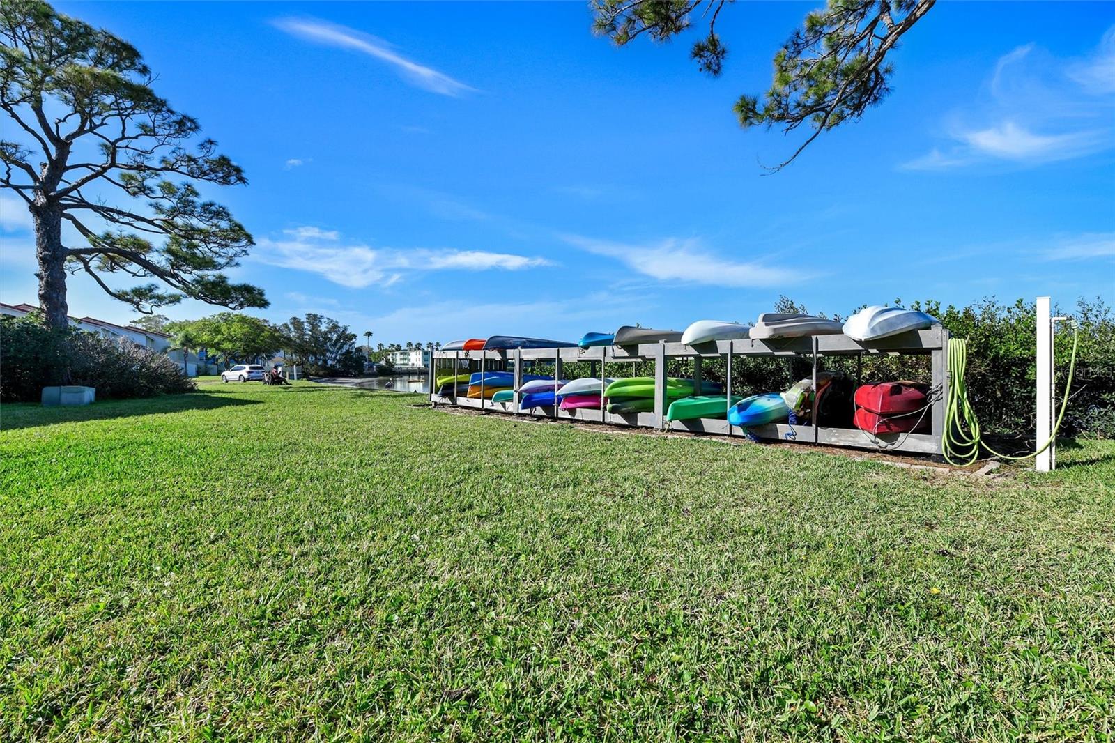 Image 16 of 27 For 2700 Bayshore Boulevard 4111