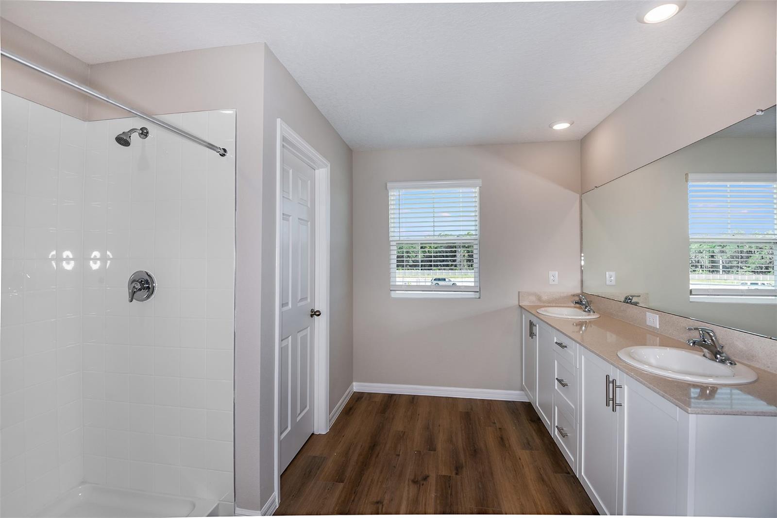 Listing photo id 2 for 36659 Sagemoor Drive