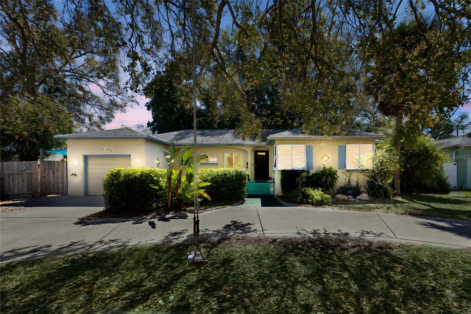 Image 2 of 77 For 2120 Coronada Way S