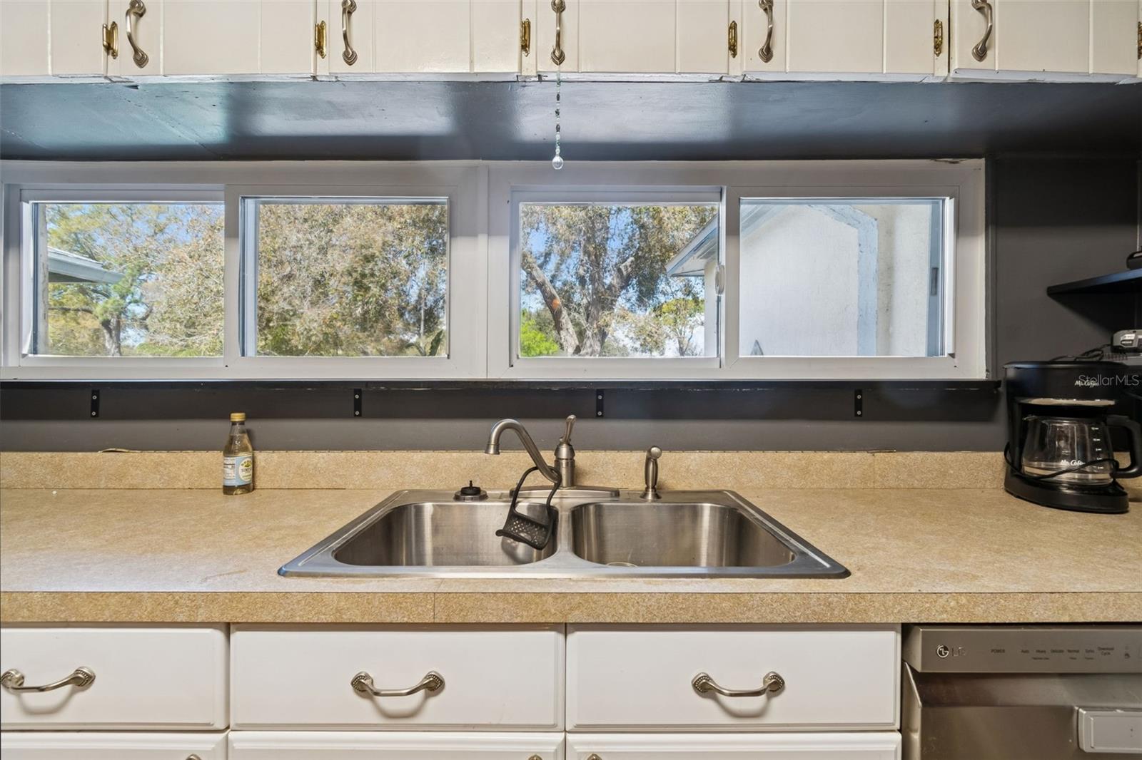 Image 25 of 77 For 2120 Coronada Way S