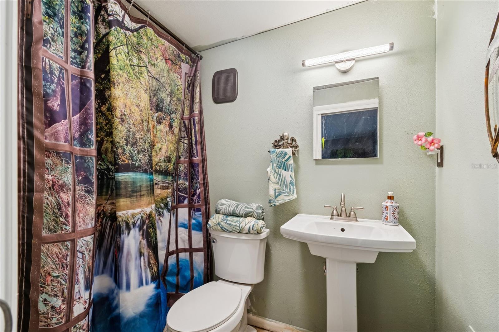 Image 35 of 77 For 2120 Coronada Way S