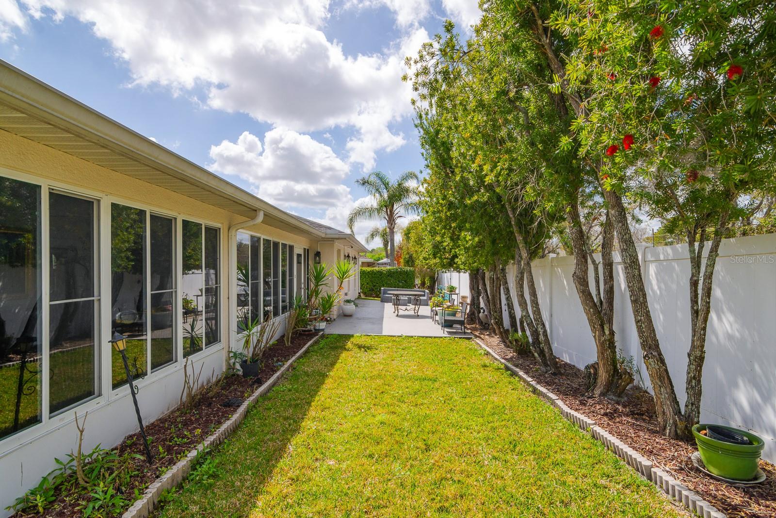 Listing photo id 44 for 10352 Moshie Lane