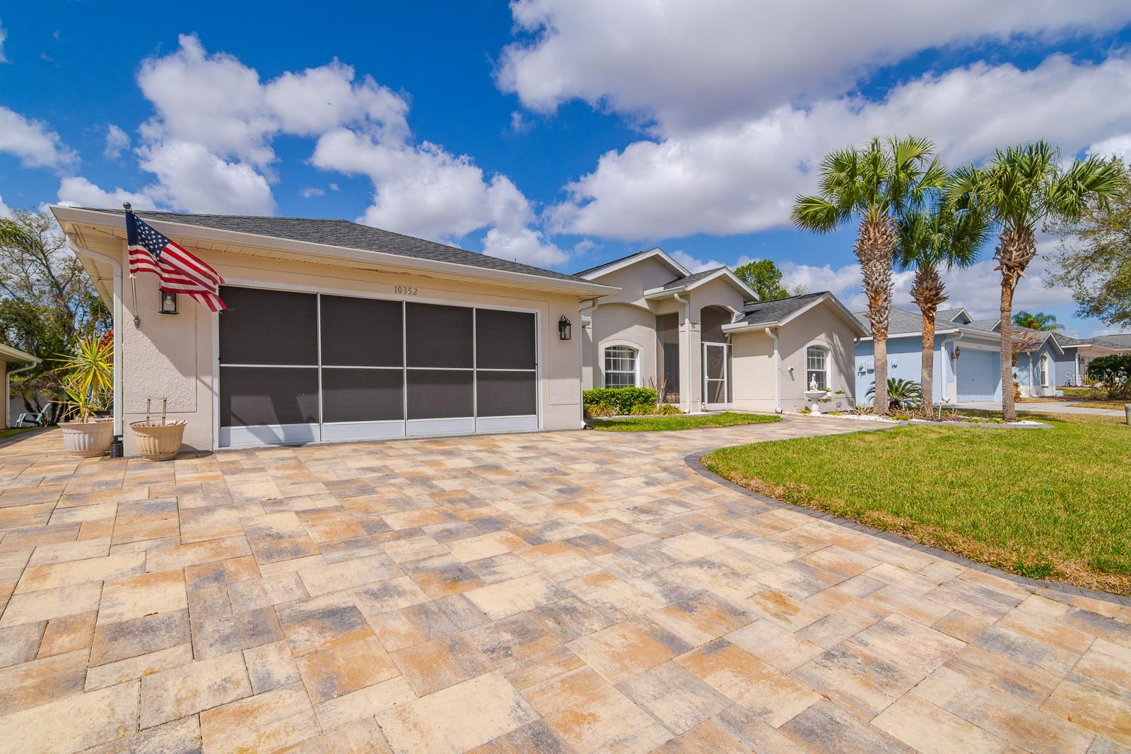 Listing photo id 55 for 10352 Moshie Lane