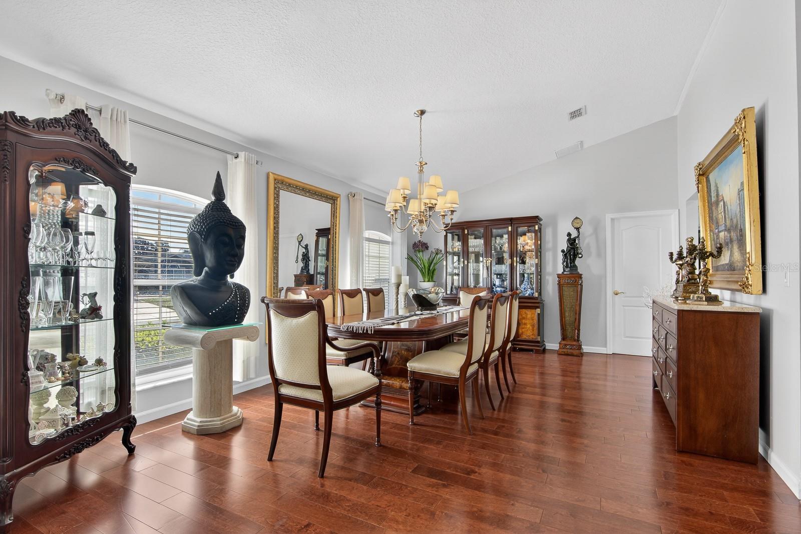 Listing photo id 6 for 10352 Moshie Lane