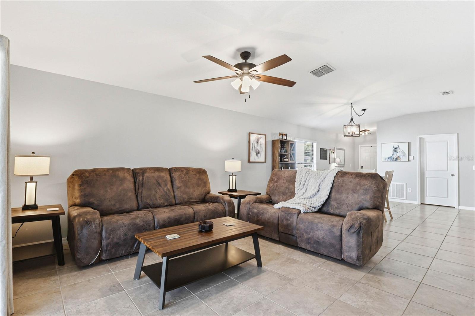 Image 31 of 82 For 6637 Wagon Trail Street