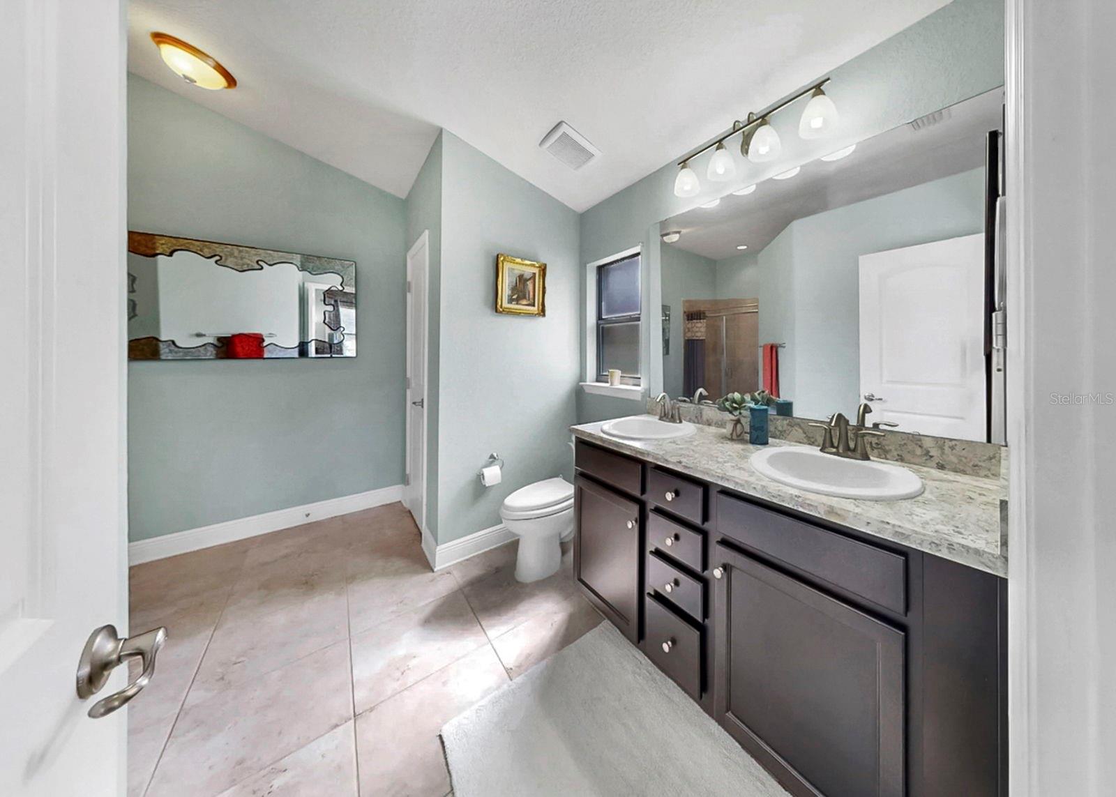 Listing photo id 10 for 12278 Legacy Bright Street