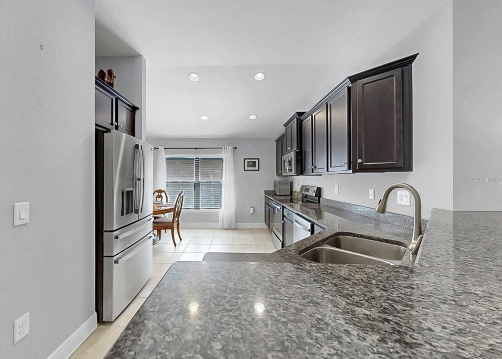 Listing photo id 5 for 12278 Legacy Bright Street