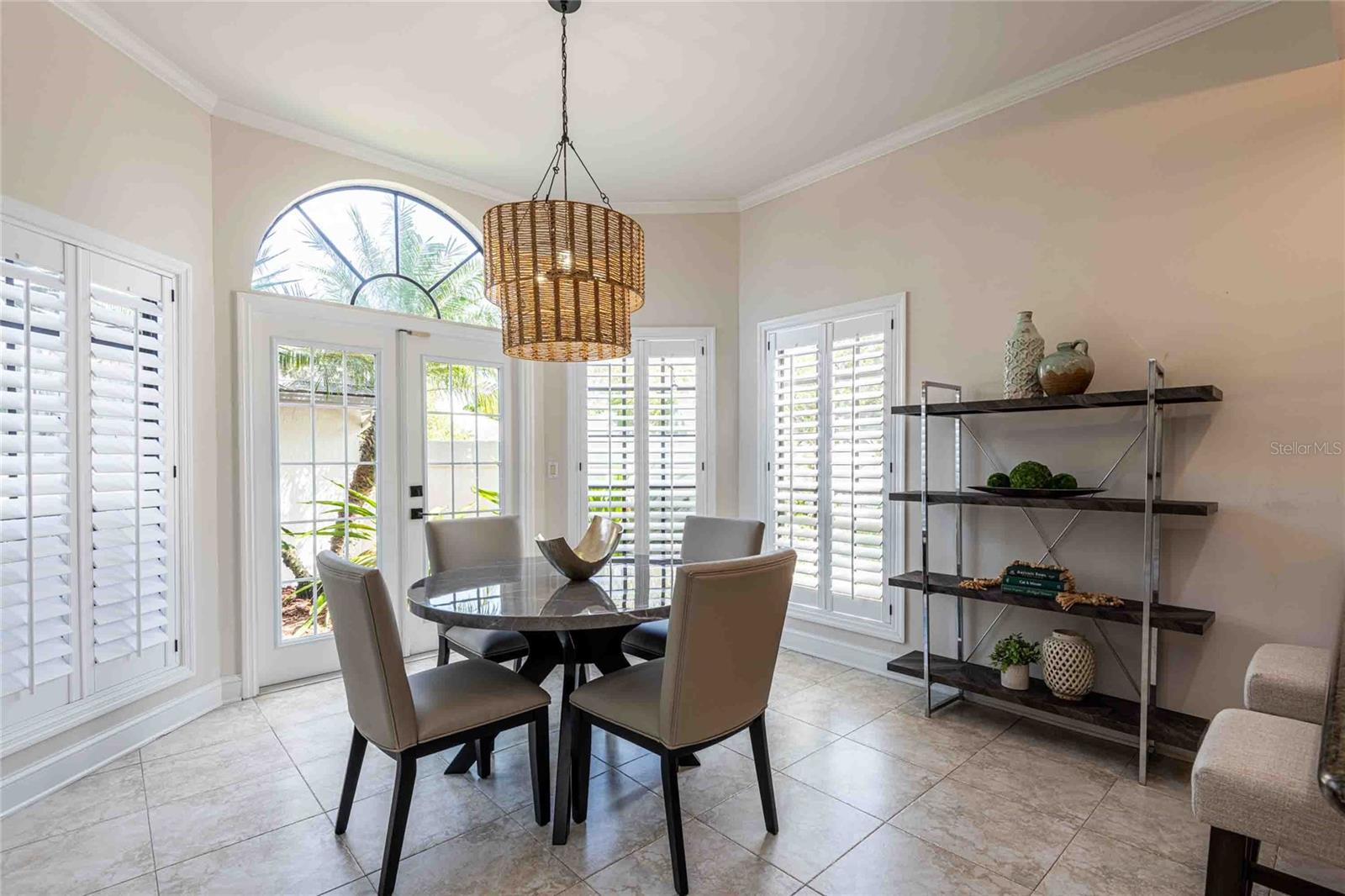 Image 5 of 55 For 18724 Wimbledon