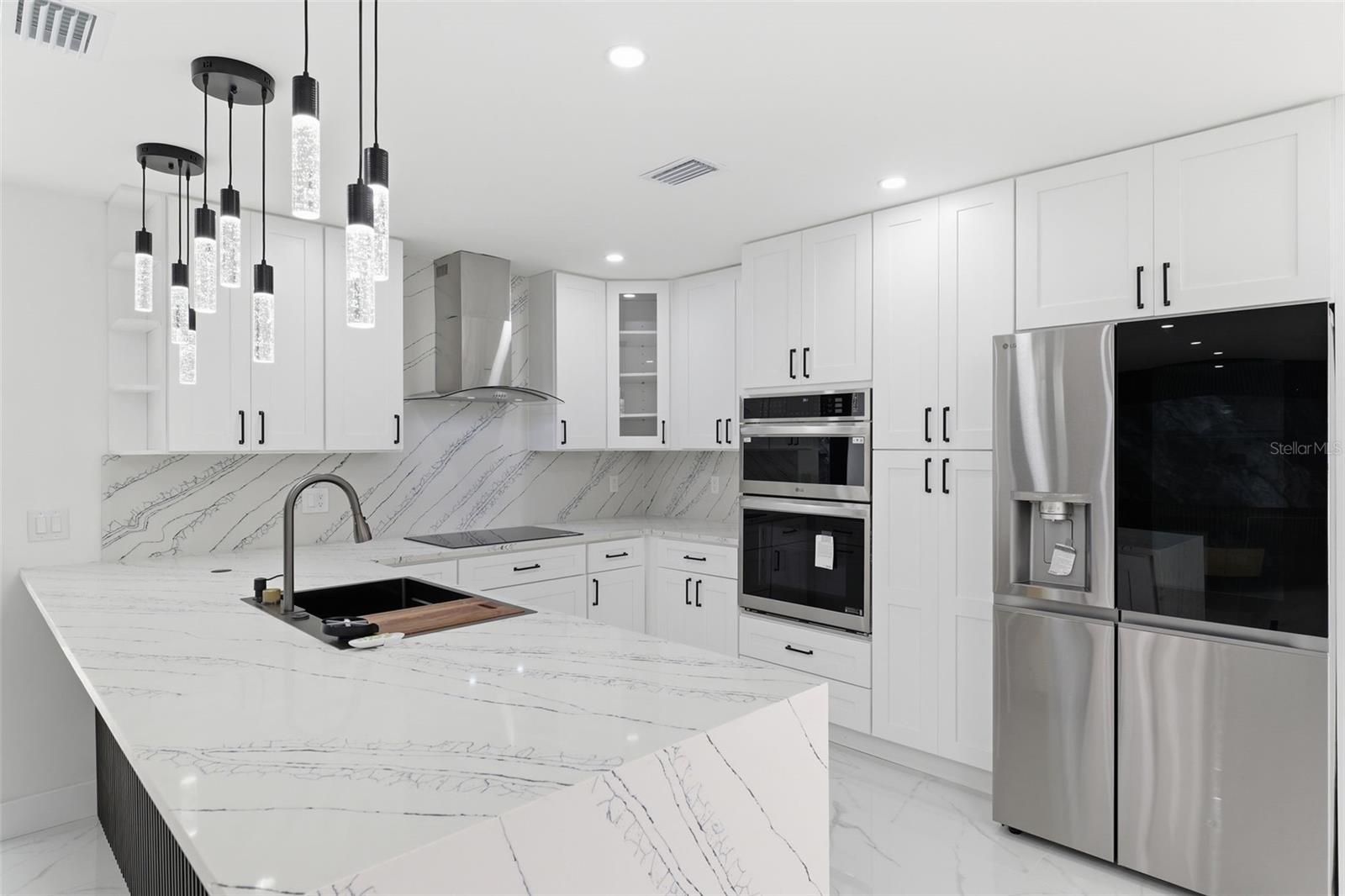 Image 13 of 47 For 22368 Southshore Drive