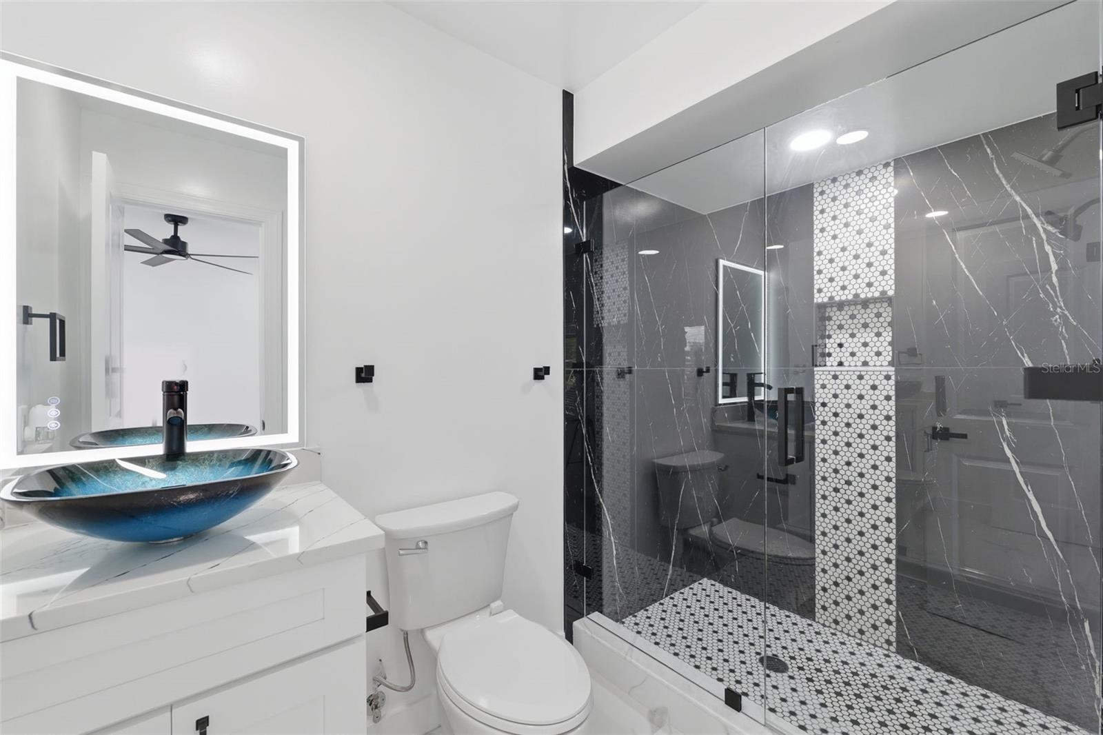 Image 31 of 47 For 22368 Southshore Drive