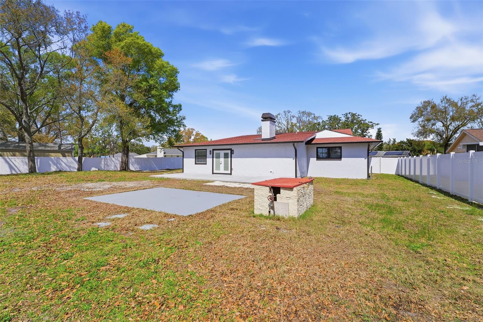 Image 39 of 47 For 22368 Southshore Drive