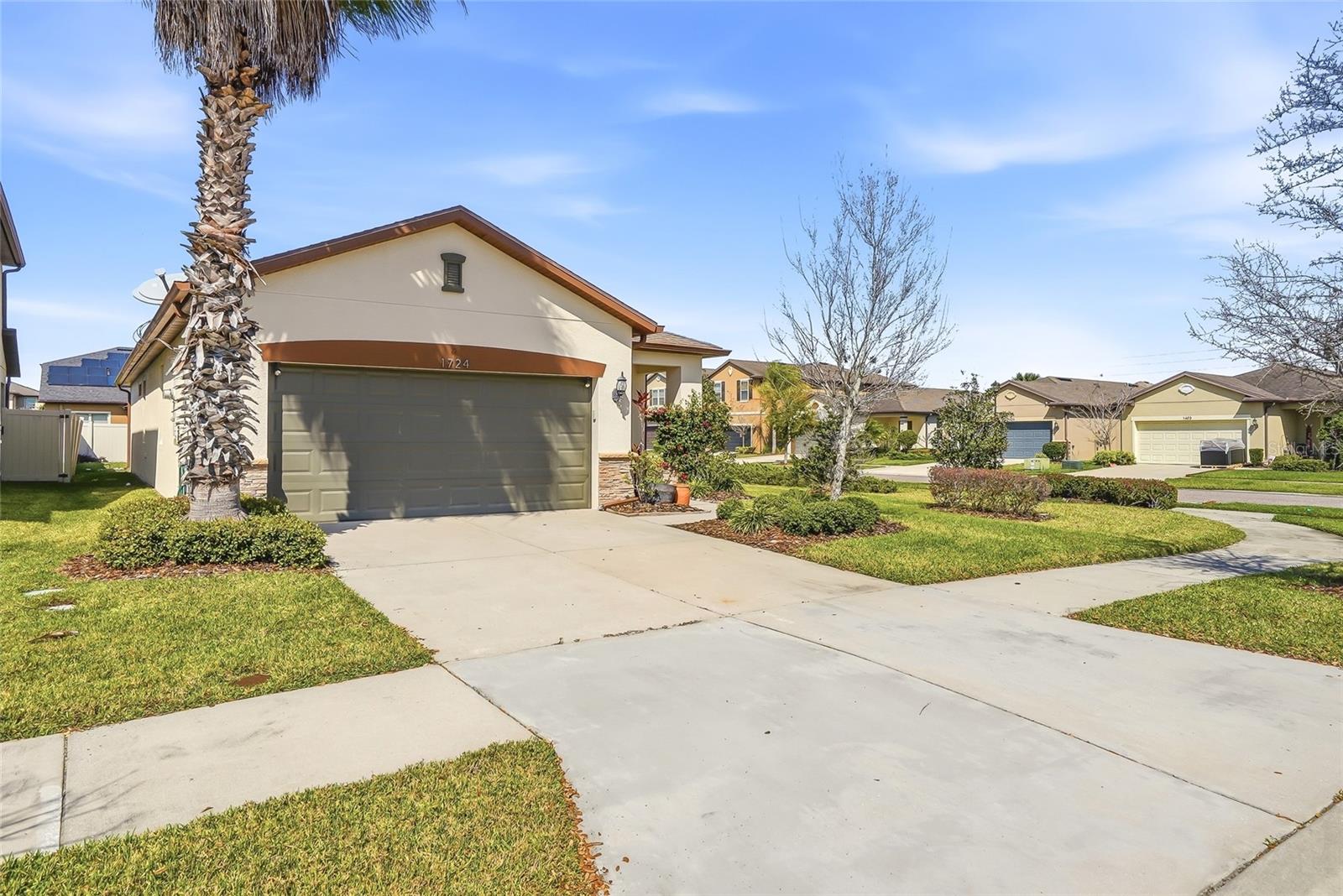 Image 2 of 46 For 1724 Passage Key Lane