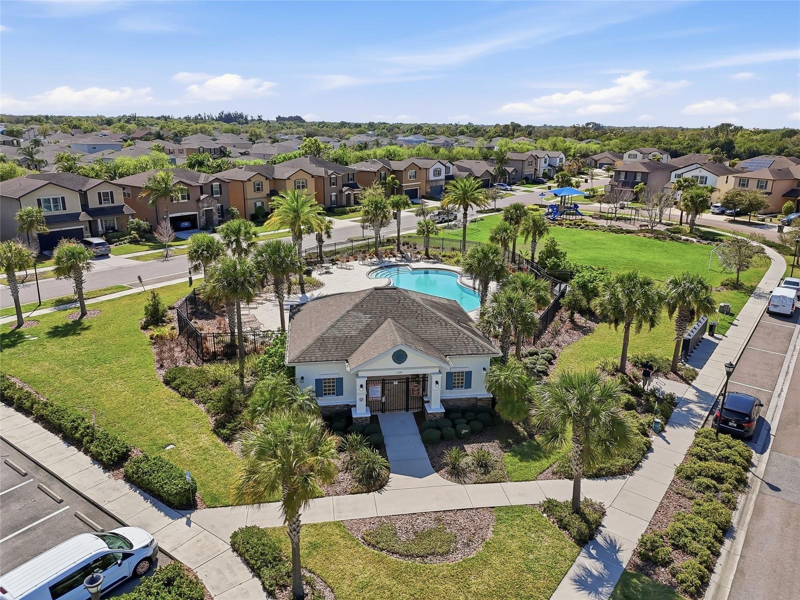 Image 41 of 46 For 1724 Passage Key Lane