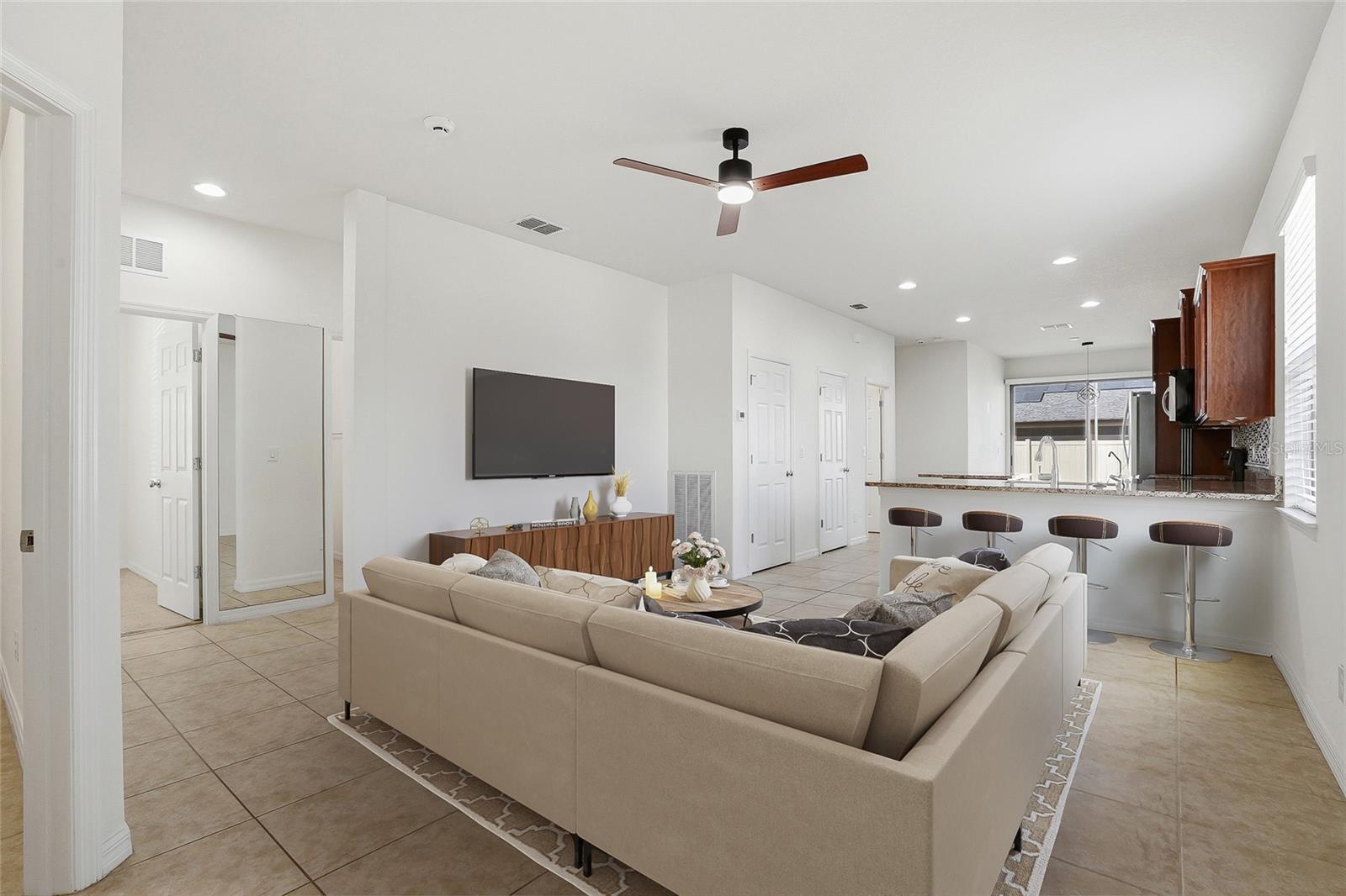 Image 7 of 46 For 1724 Passage Key Lane