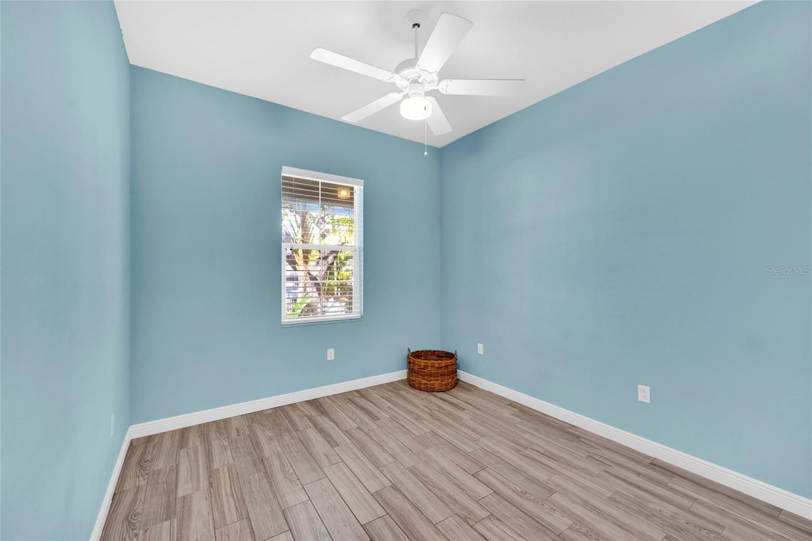 Image 10 of 44 For 131 Pennsylvania Avenue