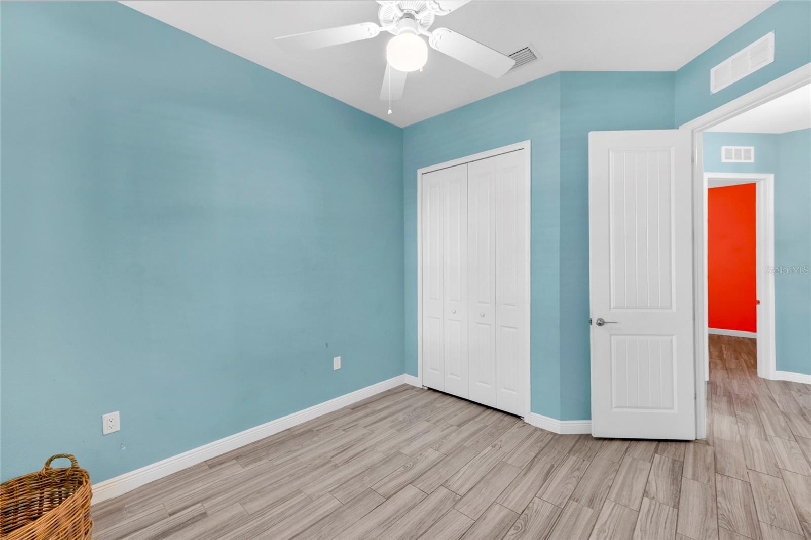 Image 11 of 44 For 131 Pennsylvania Avenue