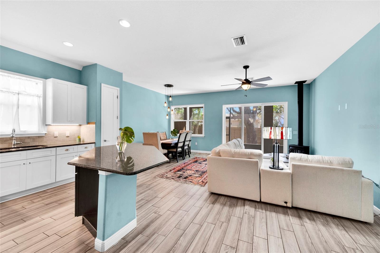 Image 19 of 44 For 131 Pennsylvania Avenue