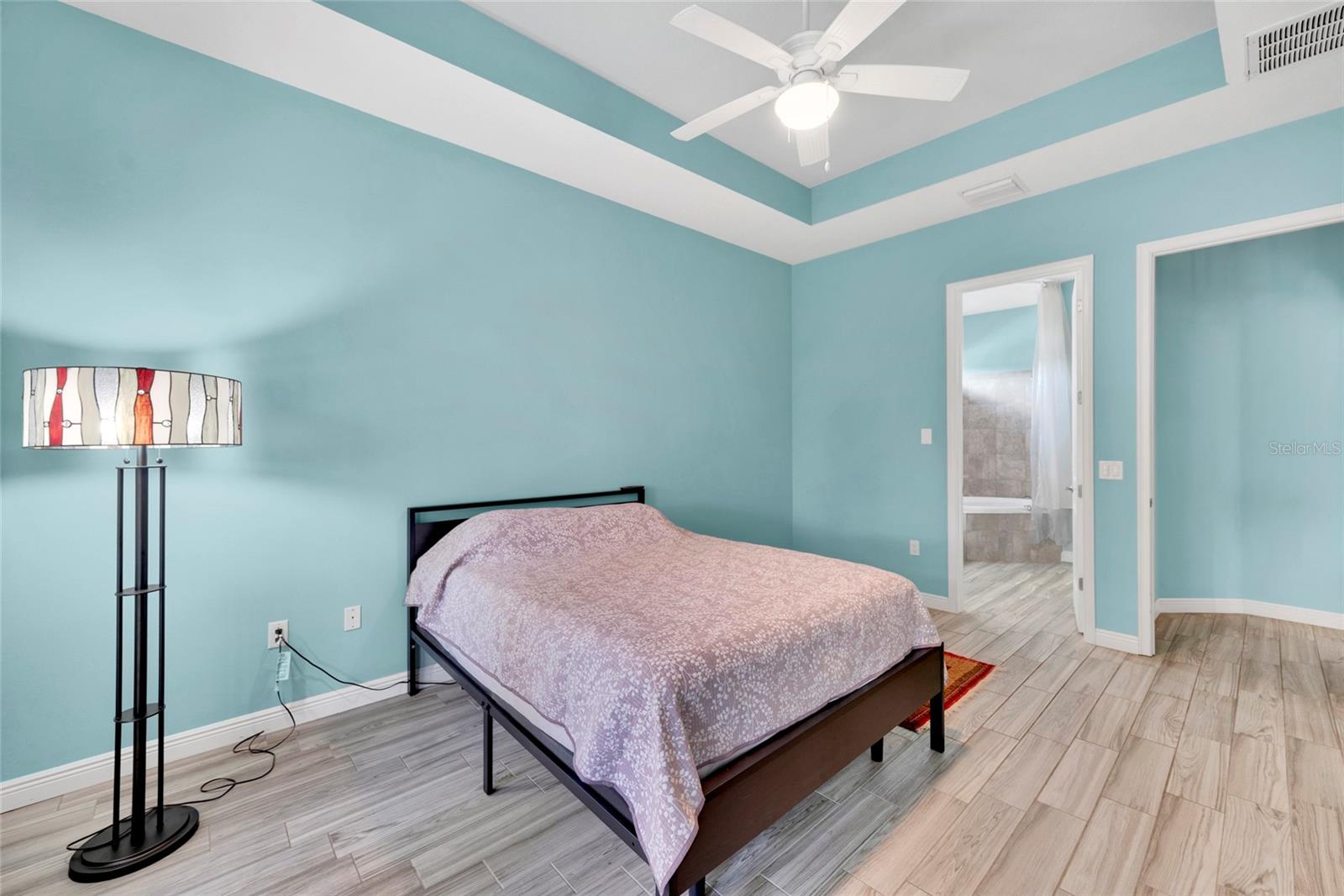 Image 29 of 44 For 131 Pennsylvania Avenue