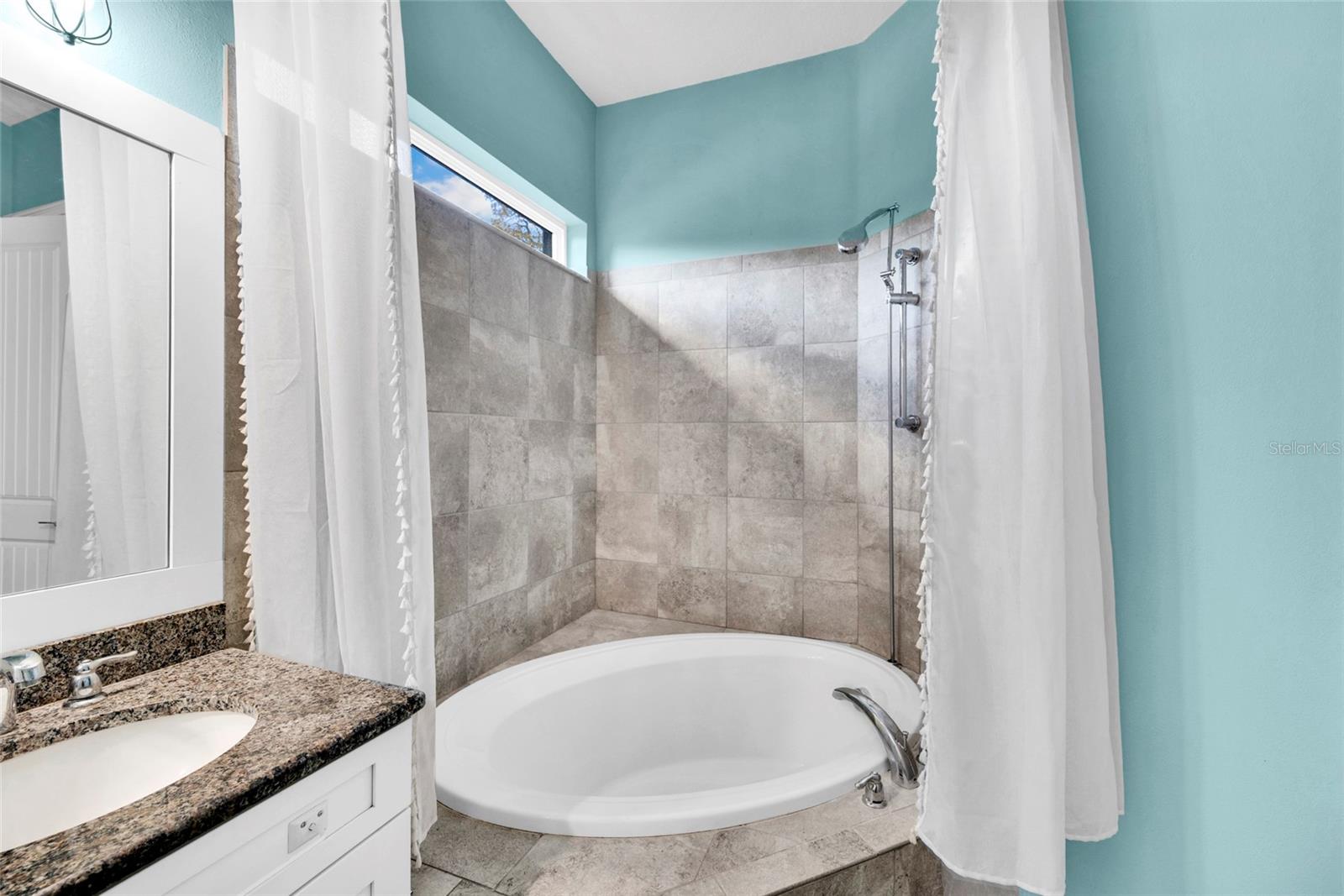 Image 33 of 44 For 131 Pennsylvania Avenue